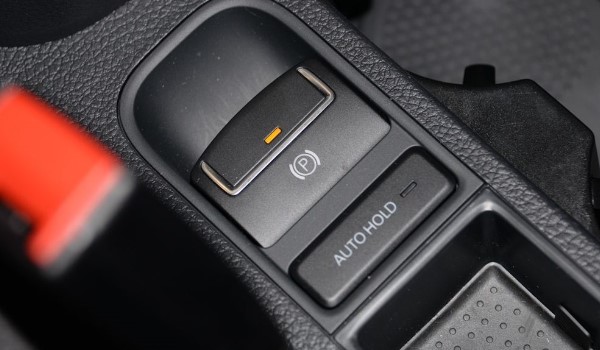 auto hʲô˼