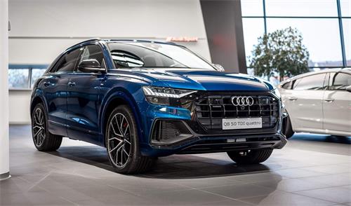 µq8q7