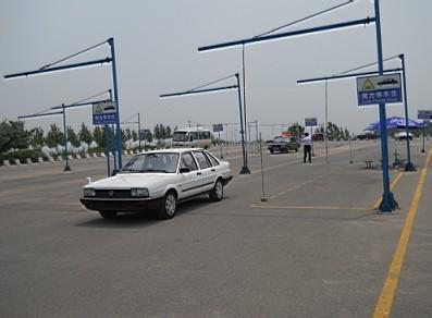 兴普驾校