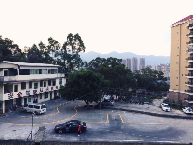 康达驾校