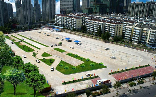 金鹏驾校