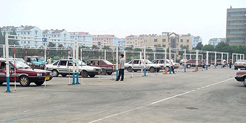 油区驾校