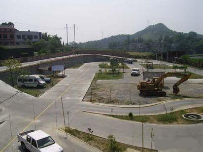 青市驾校