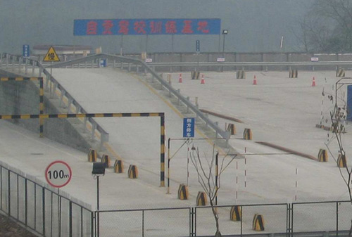 自贡驾校
