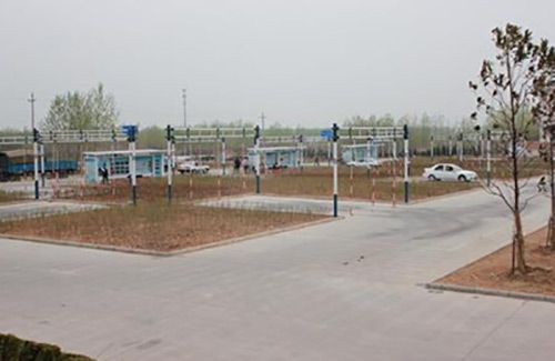 东安生资驾校